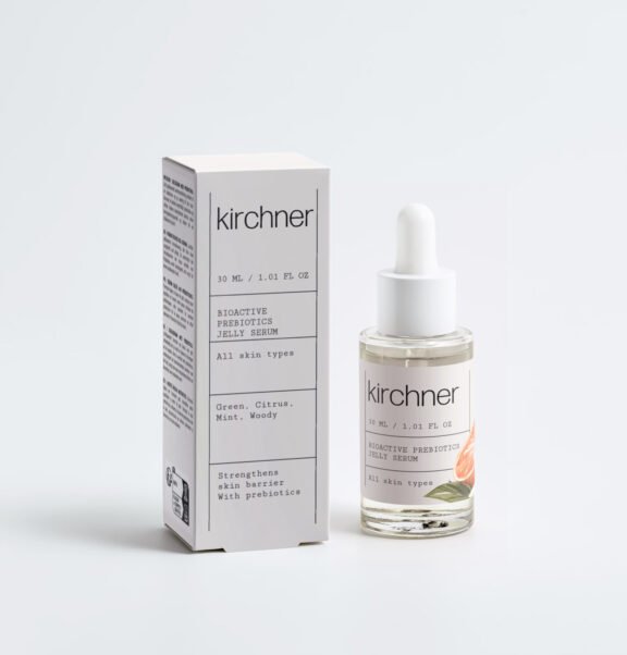 Powered by Prebiotics (Lactobacillus Ferment Lysate), the formula helps maintain a balanced skin microbiome and reinforces the skin barrier against everyday environmental stressors. Dual Hyaluronic Acid and Sodium PCA provide multi-level hydration, helping to improve skin smoothness, plumpness, and elasticity. Glycerin and Algin further support moisture retention, promoting a fresh, healthy-looking, and radiant complexion.